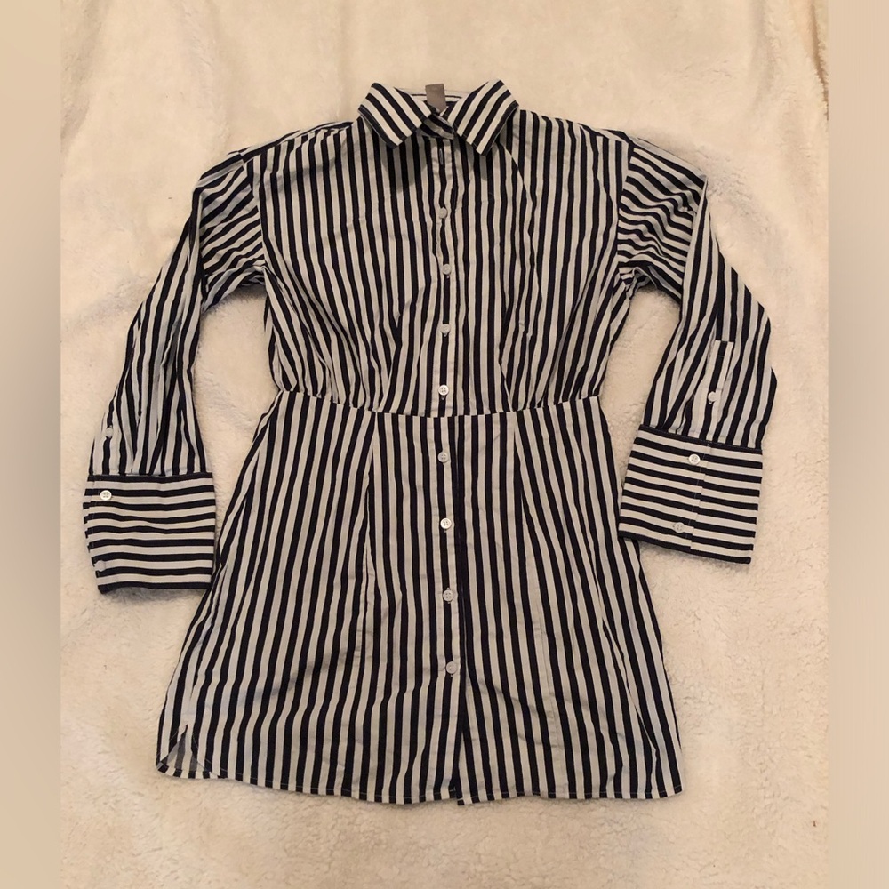 NWOT- H&M Black and White Striped Shirt Dress